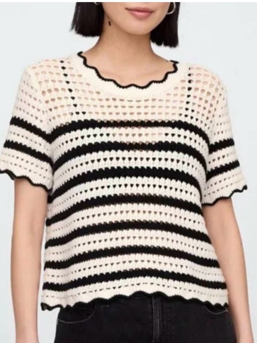 Gap Factory Stripped Black & White Crochet Top size medium